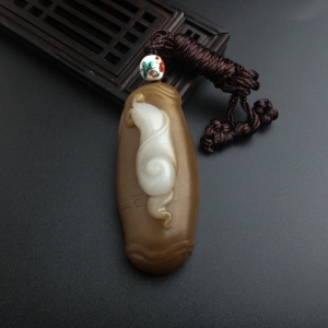 和田玉步步高升吊坠