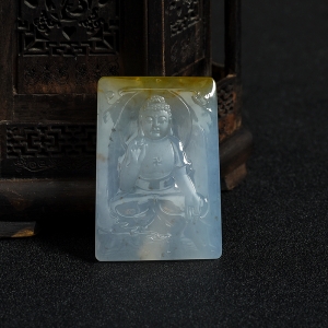 糯冰种俏色翡翠大日如来吊坠