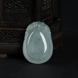 糯种飘花翡翠福贝吊坠