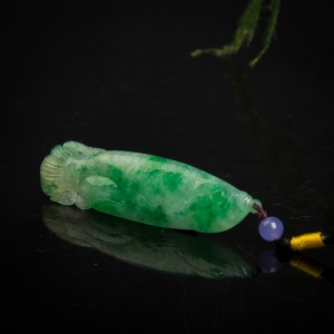 糯种飘翠翡翠年年有余吊坠