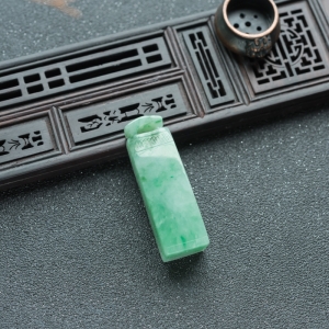 糯种飘翠翡翠印章