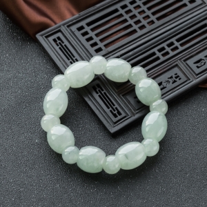 糯冰种翡翠单圈手串