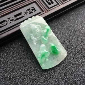 糯冰种飘翠翡翠年年有余吊坠
