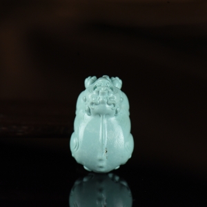 中高瓷蓝色绿松石貔貅吊坠