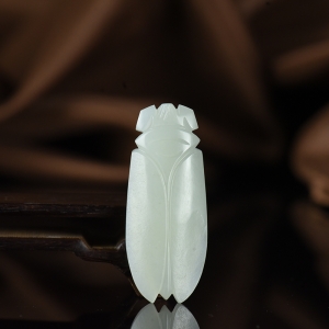 籽料和田白玉一鸣惊人吊坠