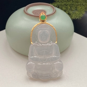 18K冰种翡翠观音吊坠