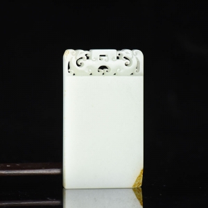 籽料和田白玉无事牌吊坠