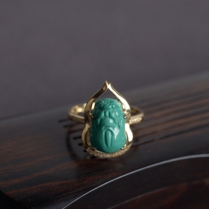 18K高瓷绿色绿松石貔貅戒指