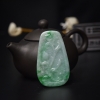糯种飘翠天然翡翠花鸟吊坠-红掌柜