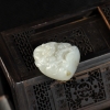 新疆天然籽料和田白玉瑞兽吊坠-红掌柜