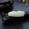 天然山料和田白玉吊坠-红掌柜