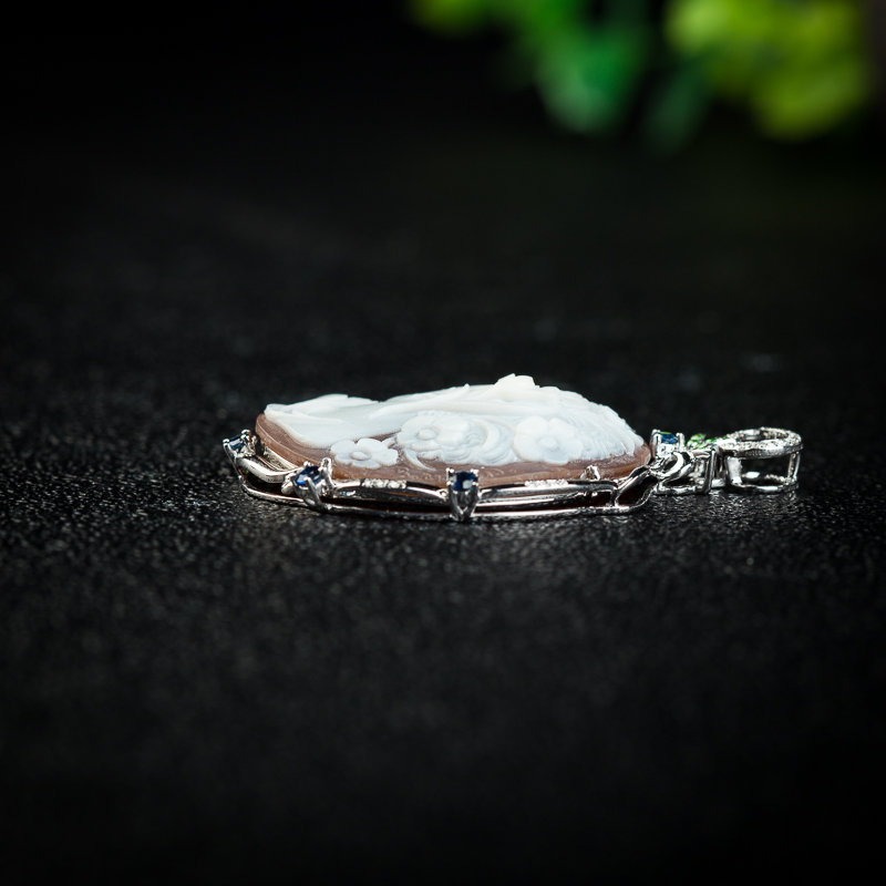 贝雕吊坠-红掌柜