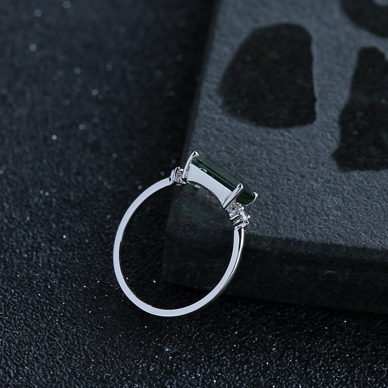 18K白金镶钻绿碧玺戒指 - 红掌柜