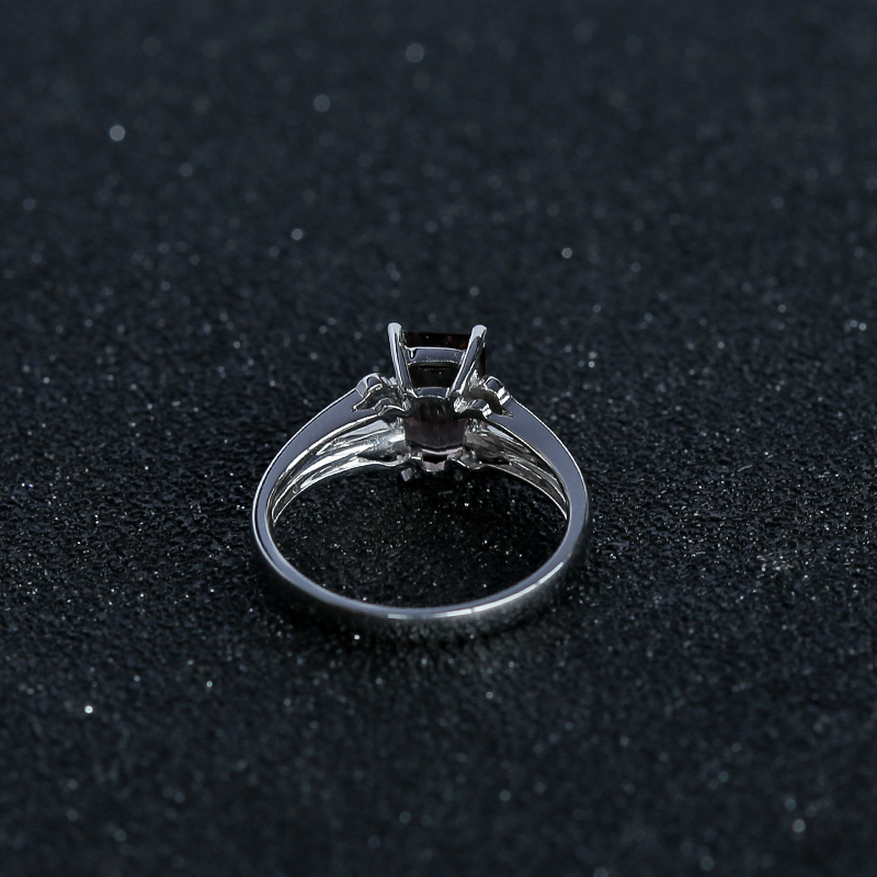 K金镶嵌碧玺戒指 - 红掌柜