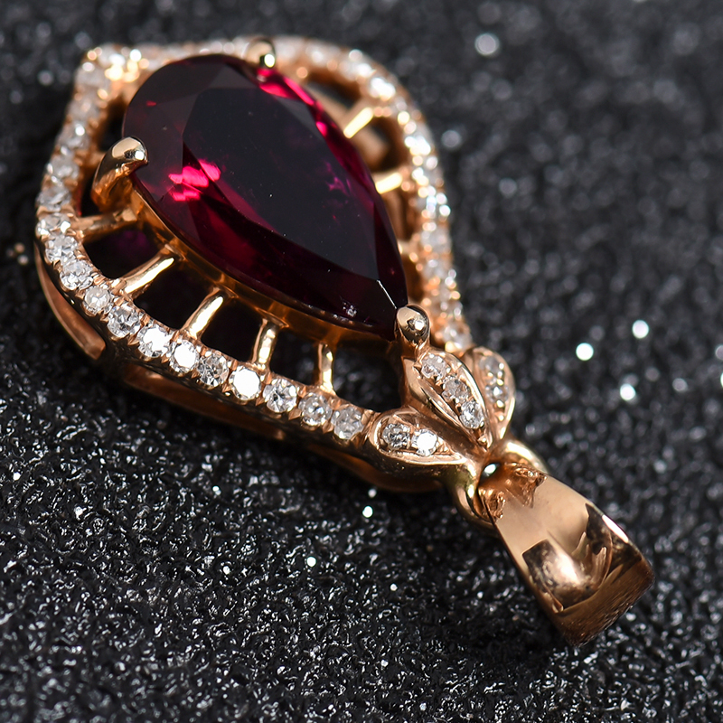 18K金镶钻红碧玺吊坠-红掌柜