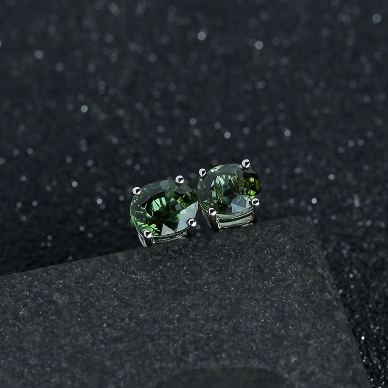 巴西天然18K白金镶钻绿碧玺耳钉 - 红掌柜