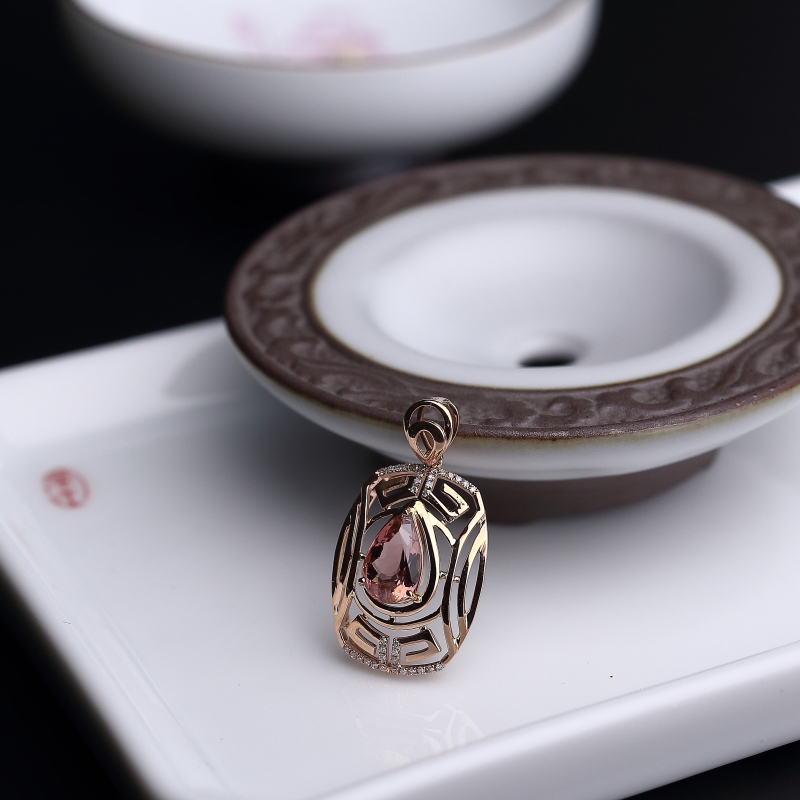 18k金镶碧玺-红掌柜