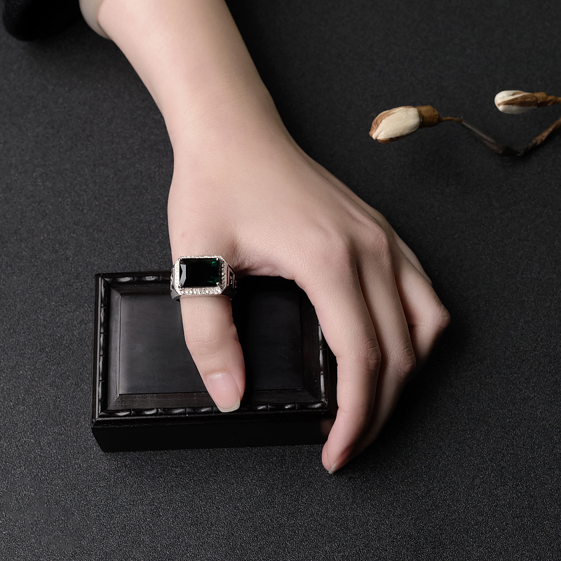 深绿色碧玺戒指-红掌柜