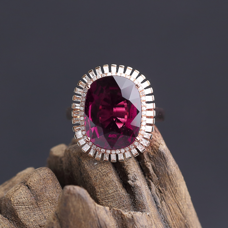 18K金镶钻巴西天然红色碧玺戒指-红掌柜