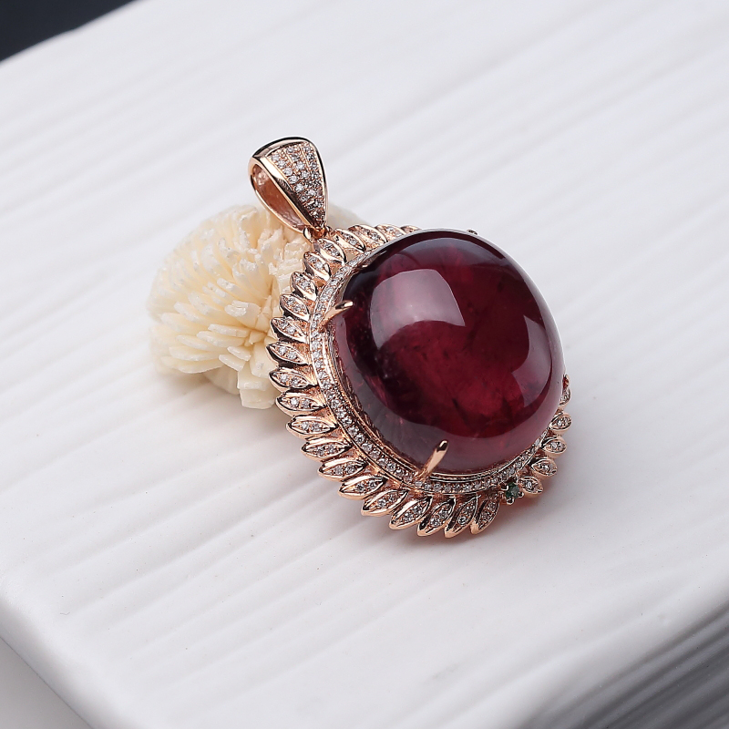 18K金镶钻天然卢比莱色碧玺吊坠-红掌柜
