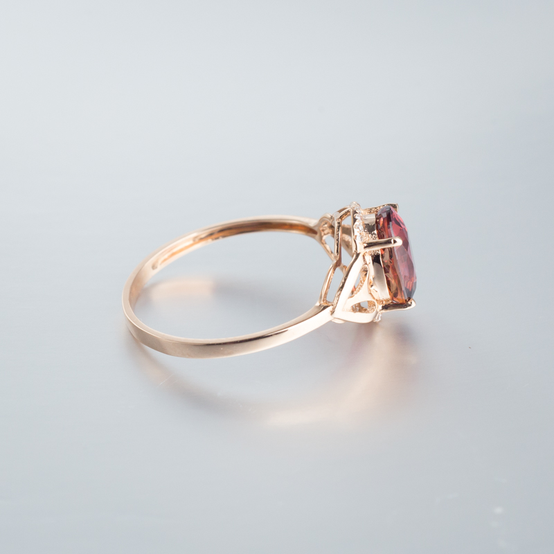 18K金镶钻红碧玺戒指-红掌柜