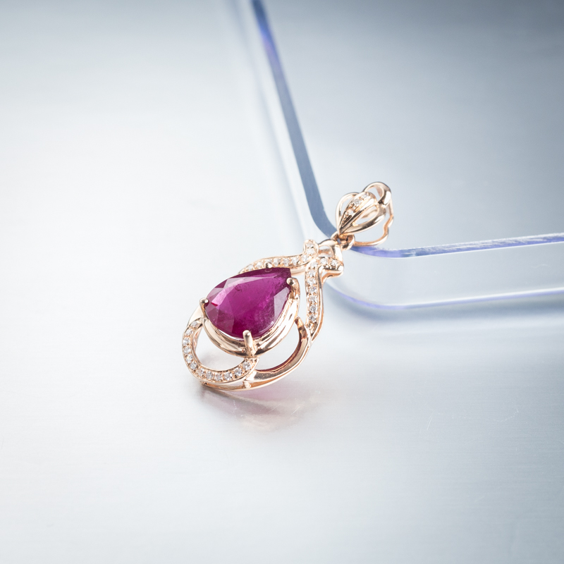 18K金镶钻碧玺吊坠-红掌柜