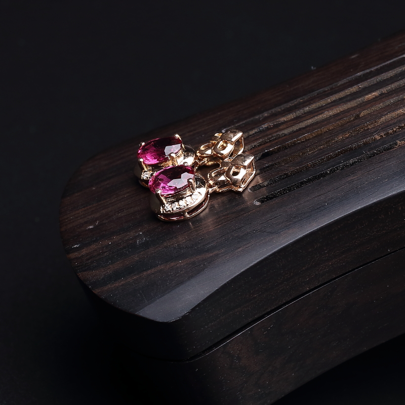 18K金天然巴西碧玺耳钉 - 红掌柜