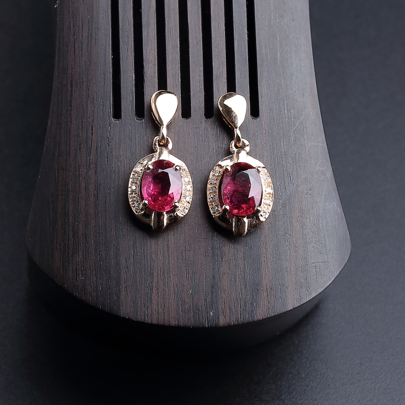 18K金镶钻天然巴西碧玺耳钉 - 红掌柜