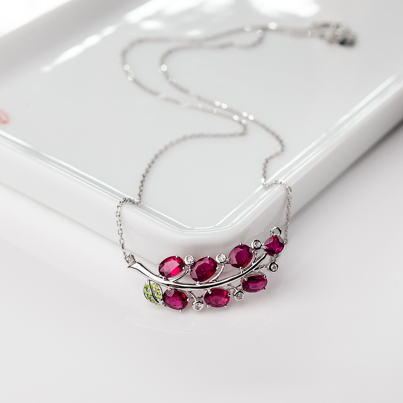 18K金镶钻巴西天然红色碧玺项链-红掌柜