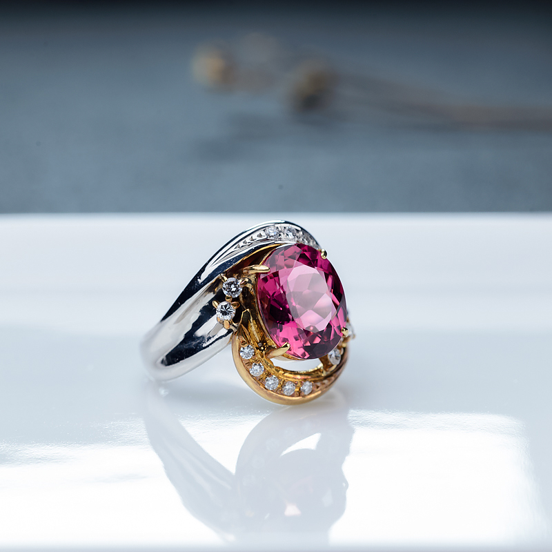 18K金镶钻天然玫红碧玺戒指-红掌柜