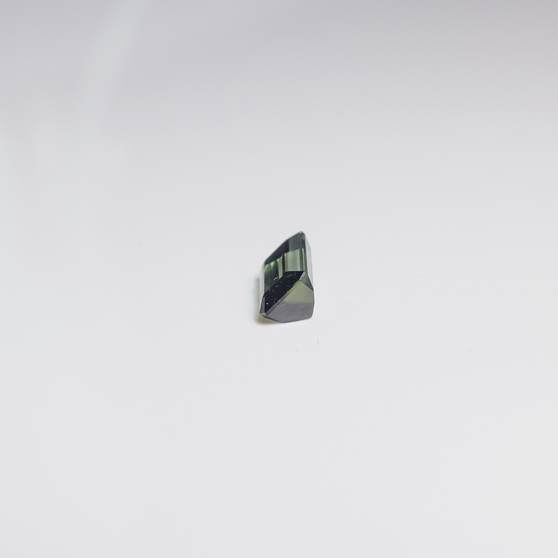 巴西碧玺戒面-红掌柜