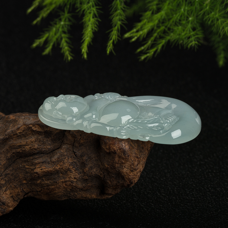 糯种白色翡翠吊坠-红掌柜