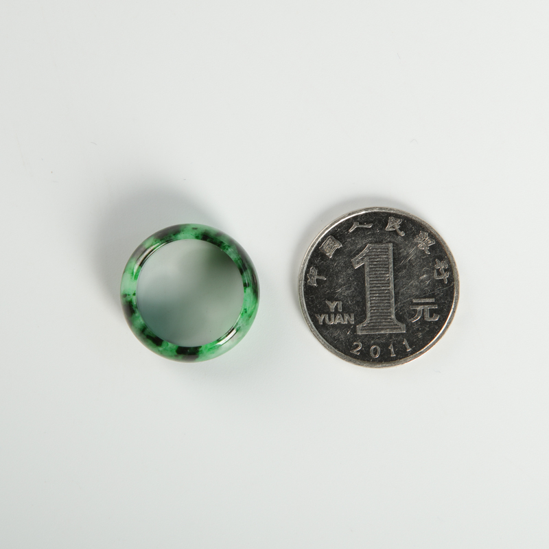 豆种翡翠路路通吊坠-红掌柜