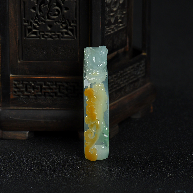 缅甸天然糯种俏色翡翠辰龙吊坠-红掌柜