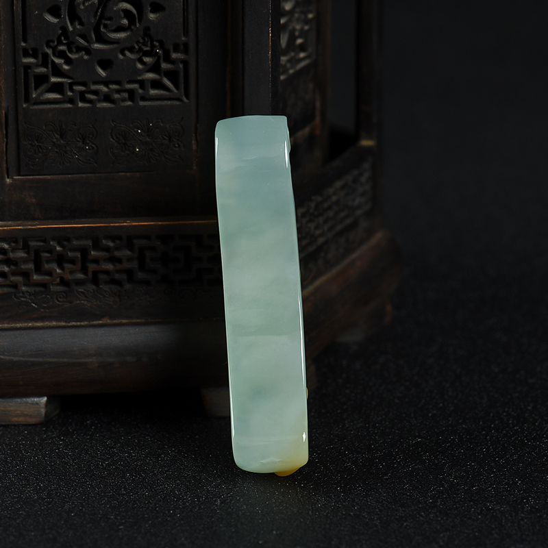 缅甸天然俏色翡翠辰龙吊坠-红掌柜