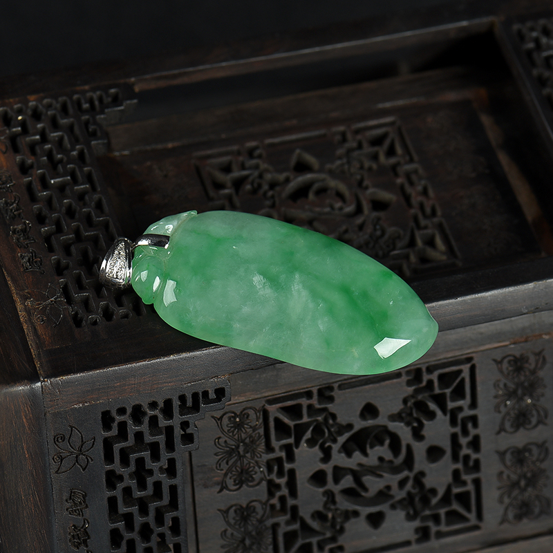 缅甸天然豆种翡翠福瓜吊坠-红掌柜