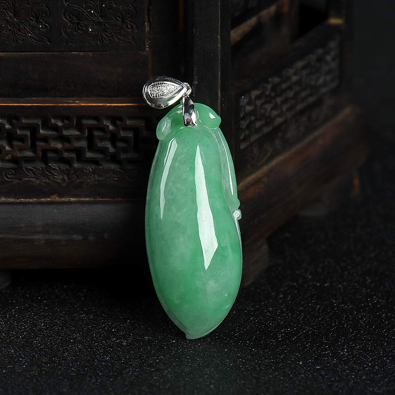 缅甸天然豆种豆绿翡翠福瓜吊坠-红掌柜