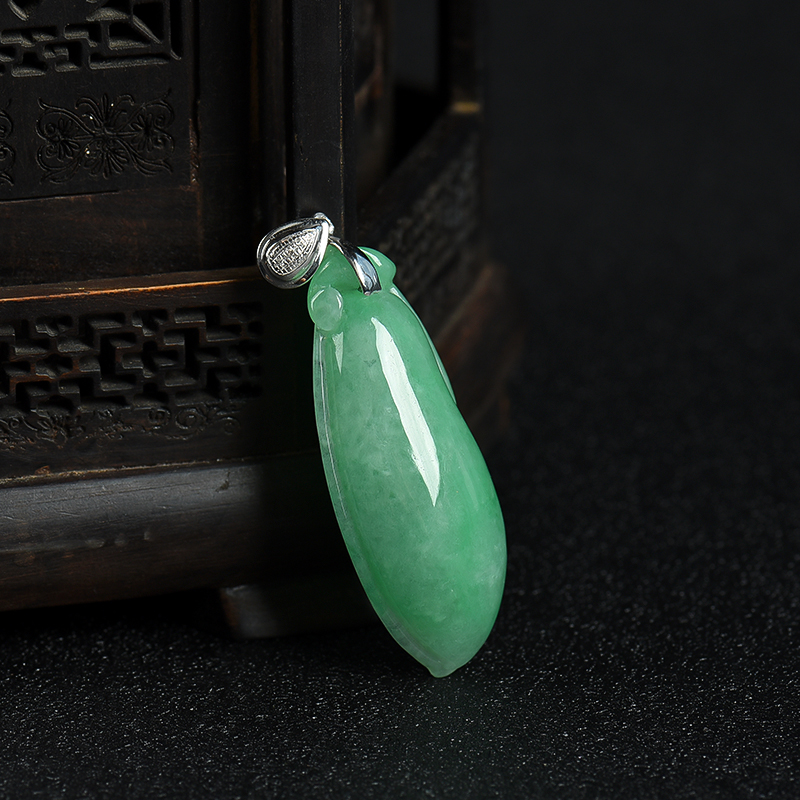 天然豆种豆绿翡翠福瓜吊坠-红掌柜