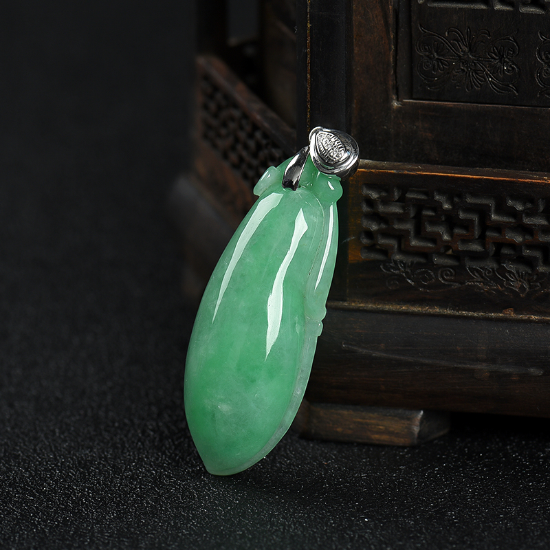 缅甸豆种豆绿翡翠福瓜吊坠-红掌柜