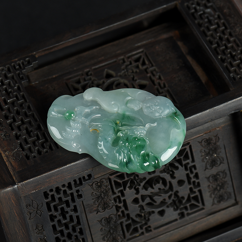 缅甸天然糯种翡翠望子成龙吊坠-红掌柜