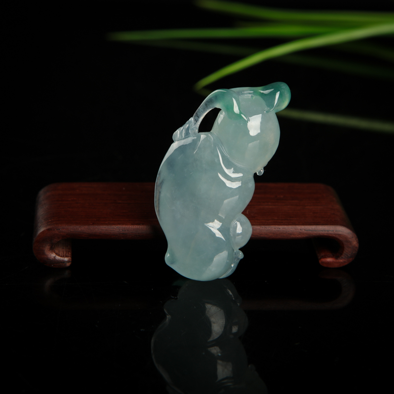 天然飘花翡童趣吊坠-红掌柜