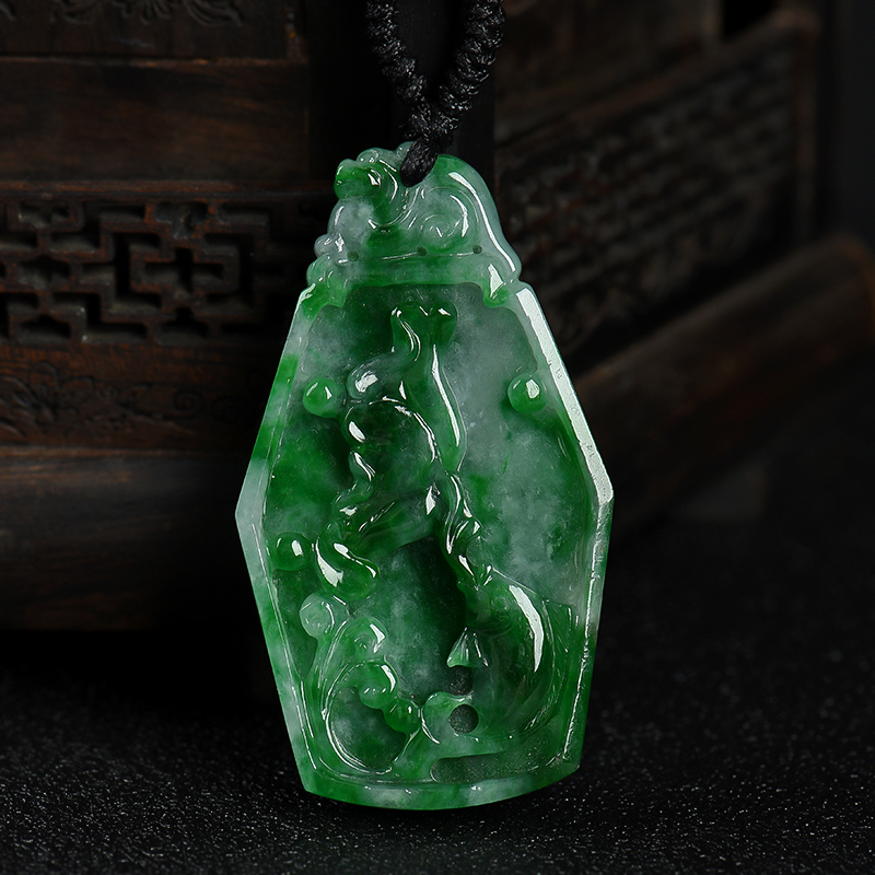 天然翡翠年年有余挂坠-红掌柜