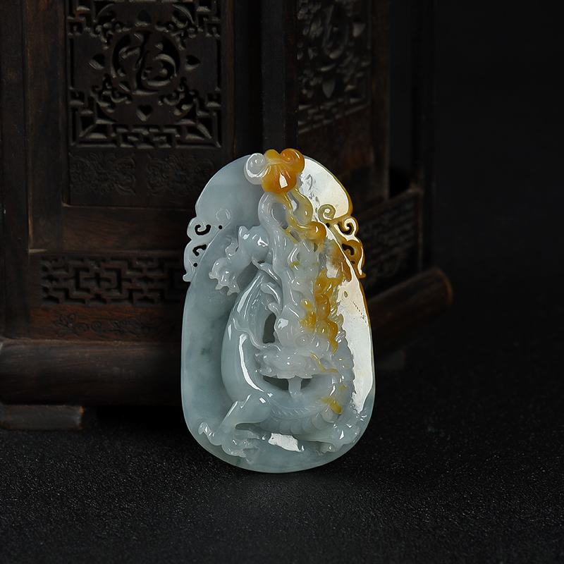 糯种俏色翡翠辰龙吊坠-红掌柜