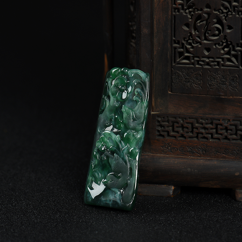 糯种翡翠喜上眉梢吊坠-红掌柜