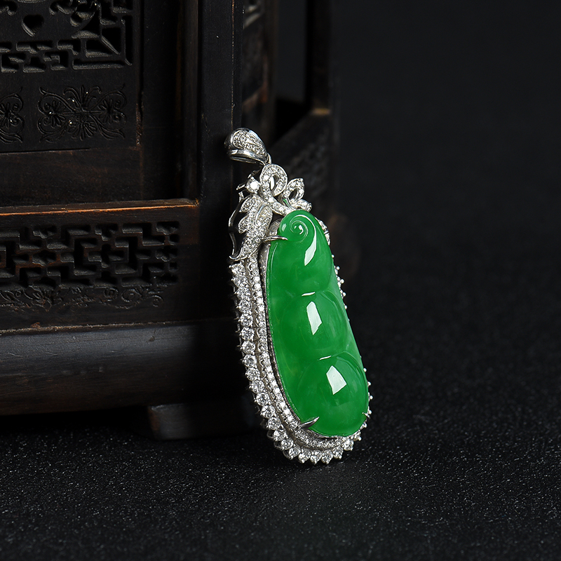 糯种翠绿翡翠连中三元吊坠-红掌柜