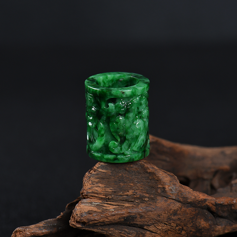 缅甸豆种飘翠翡翠睚眦路路通吊坠-红掌柜