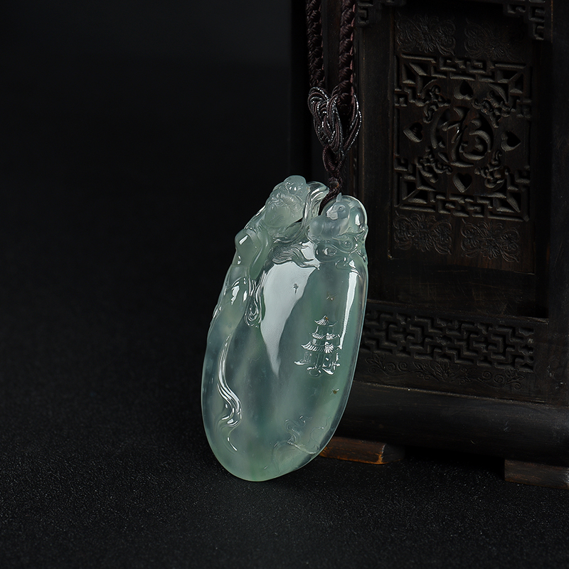 缅甸冰种浅绿翡翠广寒仙子吊坠-红掌柜