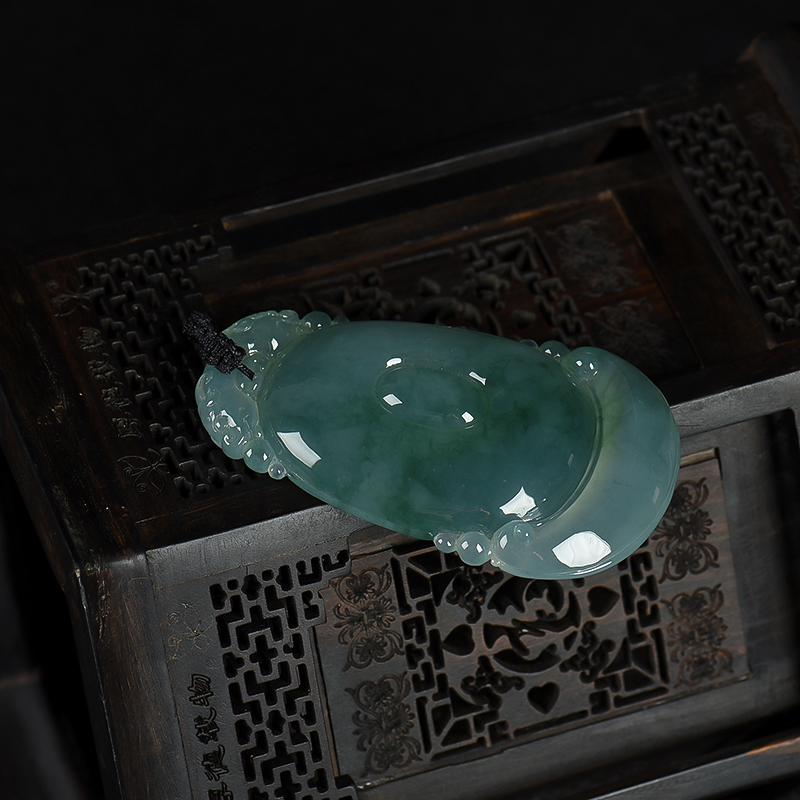 缅甸天然糯冰种翡翠福贝吊坠-红掌柜
