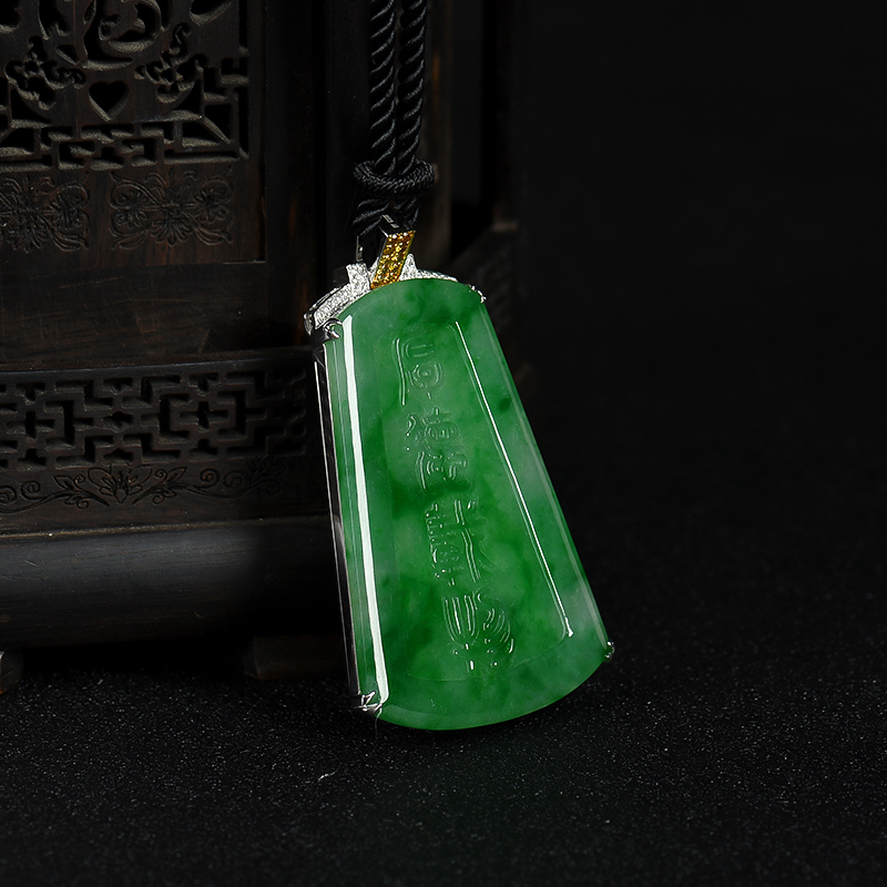 天然糯种飘翠翡翠厚德载物吊坠-红掌柜