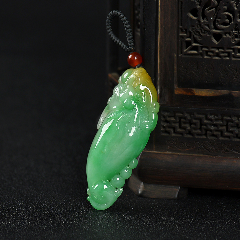 缅甸糯种俏色翡翠龙鱼吊坠-红掌柜
